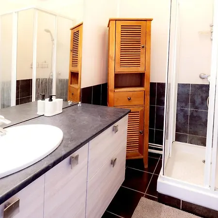 Spacieux T3 Centre Apartment *